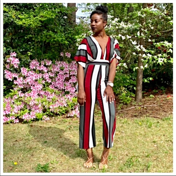 Pants - ✨LAST ONE✨Gorgeous ankle length striped jumpsuit